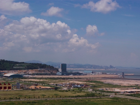 より透明性の高い土地供給により持続的発展を目指す（写真はイメージ）―本紙撮影