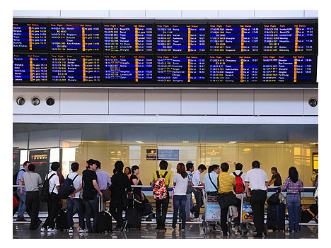 香港衛生当局では、5月26日に韓国から香港経由で中国本土へ渡航したMERS感染者の移動中における密接接触者の追跡調査を進めている（資料）＝香港国際空港（写真：news.gov.hk）