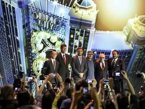 ロバート・デ・ニーロ、レオナルド・ディカプリオら大物スターが出席した「スタジオシティ」開幕セレモニー（写真：Studio City）