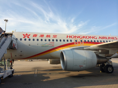 香港国際空港に駐機中の香港航空機（資料）—本紙撮影