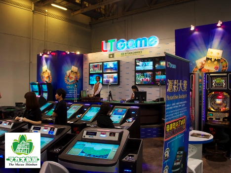2012年にマカオで開催されたゲーミング産業見本市「G2E（Global Gaming Expo） Asia」でブース展開する地元マカオのスロット機製造メーカーLTゲーム社（資料）―本紙撮影
