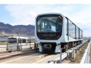 三菱重工三原製作所で軌道上試験を行うマカオLRT車輌=広島県三原市、2014年4月(写真:GIT)