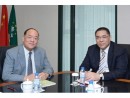 会見した崔世安行政長官(右)と賀一誠立法会主席(左)( 行政長官辦公室)