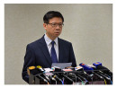 MERS感染疑いの韓国人が香港経由で中国本土へ渡航した事案について記者会見を行う梁挺雄香港衛生防護センター総監=5月28日(写真:news.gov.hk)