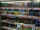 マカオのスーパーのビールコーナー(資料)—本紙撮影