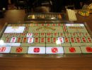 シックボー(大小)のゲーミングテーブルのイメージ(資料)=マカオ理工学院ゲーミングティーチング&リサーチセンターの模擬カジノ施設にて本紙撮影