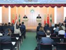 マカオ・ポルトガル連合委員会第5回会議の成果について発表するマカオ特別行政区の崔世安行政長官(右)とポルトガル共和国のアウグスト・エルネスト・サントス・シルヴァ外務大臣(左)=10月20日、マカオ特別行政区政府本部ビル(写真:マカオ政府広報官事務所)