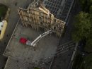 聖ポール天主堂跡のファサードで実施される除草及び銅像の検査作業のイメージ(写真:ICM)