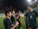 U23マカオ代表との合同練習に参加したサウサンプトンFCの吉田麻也選手(写真右)=2019年7月22日(写真:マカオ政府体育局)