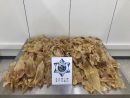 港珠澳大橋マカオ側イミグレーション施設の入境ホールにある税関検査場で発見された大量の乾燥花膠=2019年7月15日(写真:澳門海關)