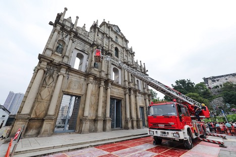 聖ポール天主堂跡跡の除草及び銅像検査作業のイメージ（写真：ICM）