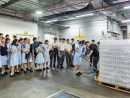 大型IR「ザ・パリジャン・マカオ」のバックヤードを見学に訪れた蔡高ハイスクールの生徒ら(写真:Sands China Limited)