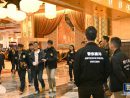 カジノ施設における取り締まり時の様子(写真:マカオ警察総局)